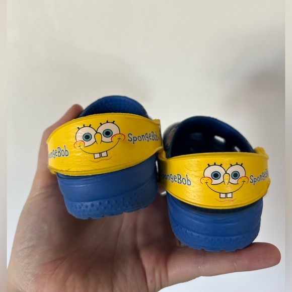 SpongeBob Crocs Size 4/5 - Picture 2 of 7